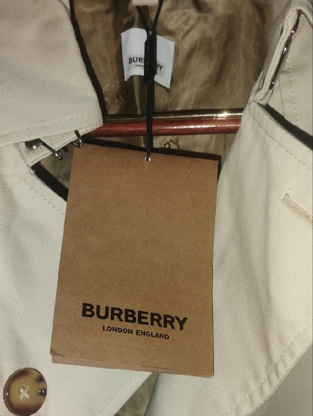 Burberry Long Sleeveless Trench Vest in Light Beige - Picture 2 of 9
